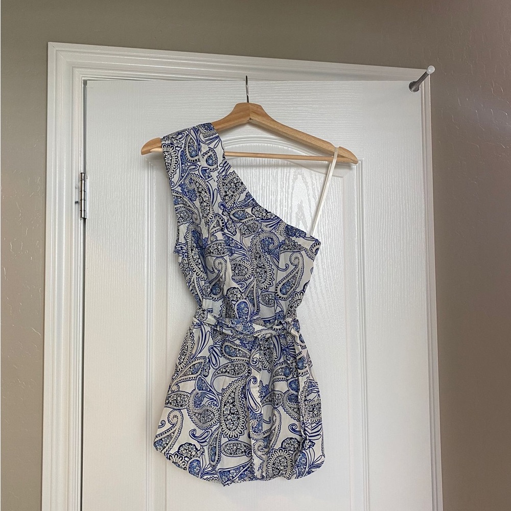 Banana Republic One Shoulder blouse